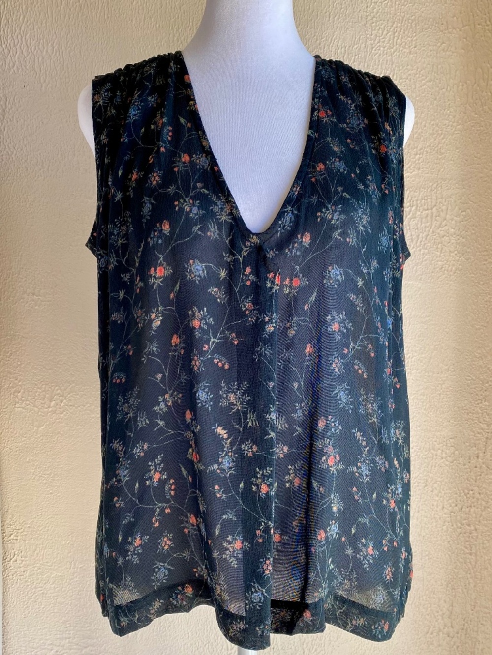 Isabel Marant sleeveless silk v neck top in black floral print Size 38